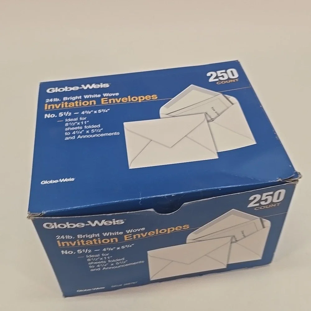 Globe-Weis 24lb. Bright White‎ Wove Invitation Envelopes-250 Count